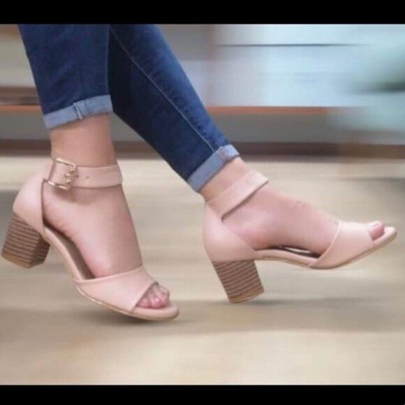 Women’s Qupid Banded Ankle Strap block Heel. - Picture 1 of 8